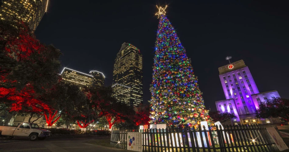 10 Best Christmas and Holiday Attractions in Houston